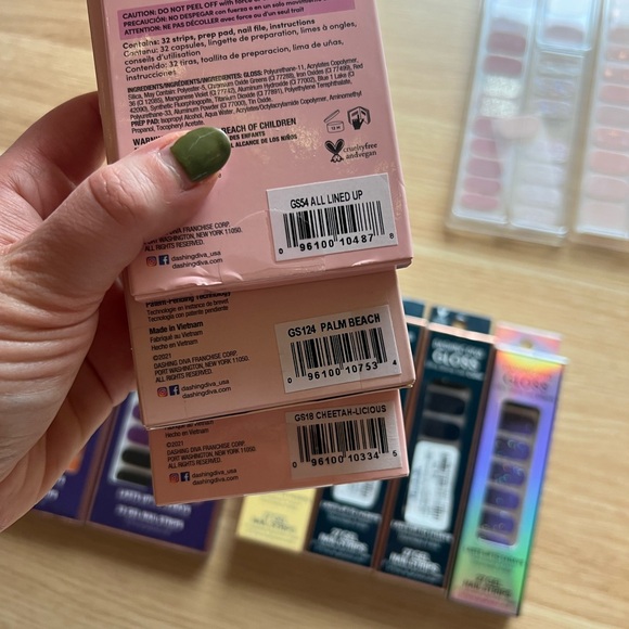 Dashing Diva Sets - Picture 3 of 6